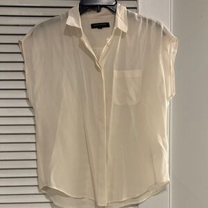Banana Republic Ivory Cap Sleeve Blouse